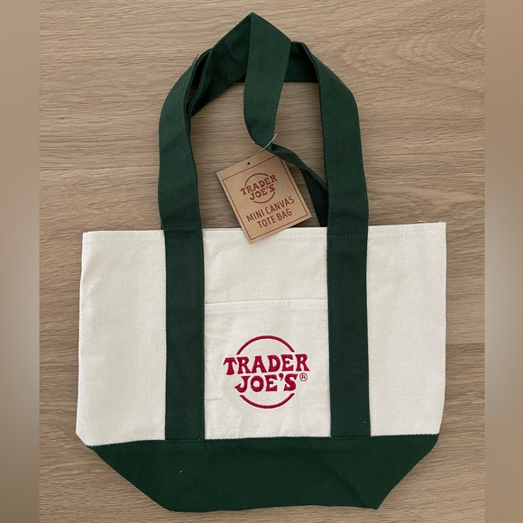 Trader Joe’s Mini Canvas Tote Bag GREEN - NEW With Tag - Picture 1 of 1